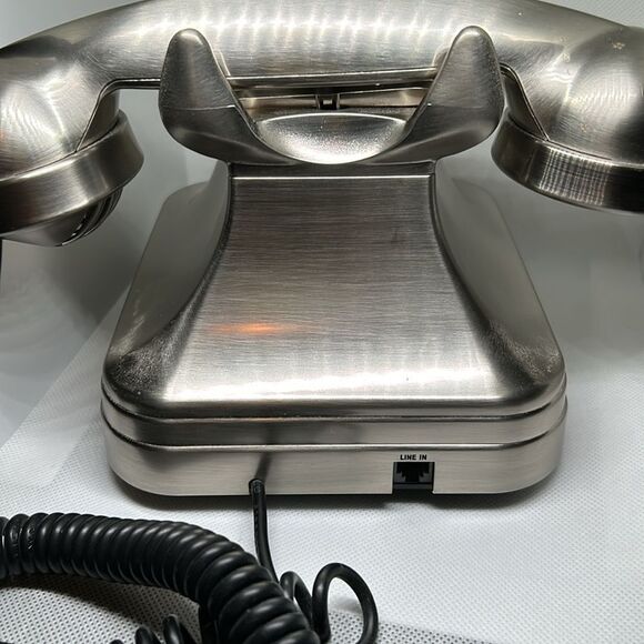 Pottery Barn Grand Classic Desk Phone- Brushed Chrome - Picture 4 of 7